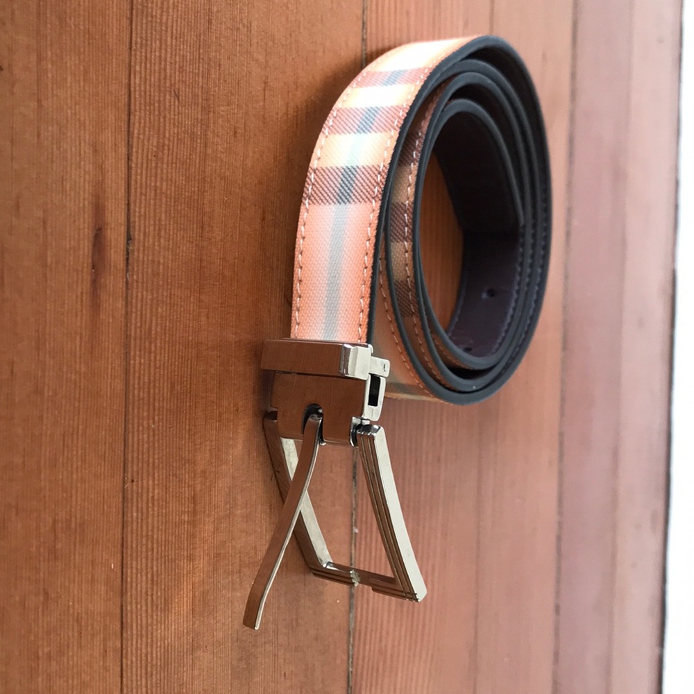 Burberry belt